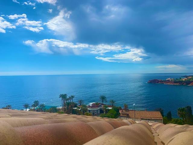 La Belle Vue-Charming Duplex Apartment With Sea View, 50 Meters From Beach And Private Parking Saint-Raphaël Zewnętrze zdjęcie